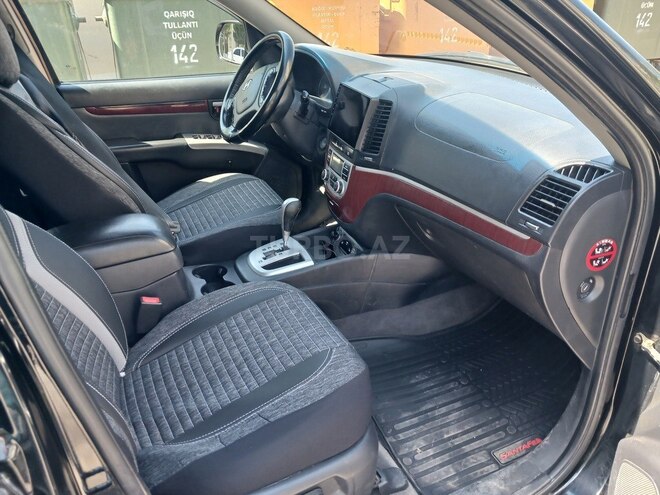 Hyundai Santa Fe-4