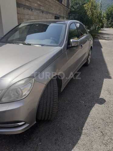 Mercedes E 220-9