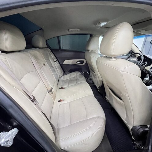 Chevrolet Cruze-7