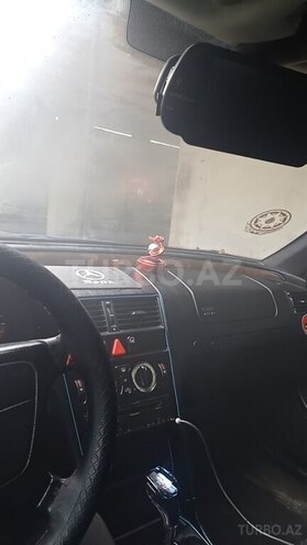 Mercedes C 240-3