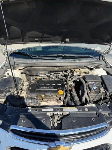 Chevrolet Cruze-11