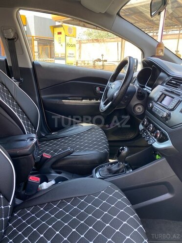 Kia Rio-9