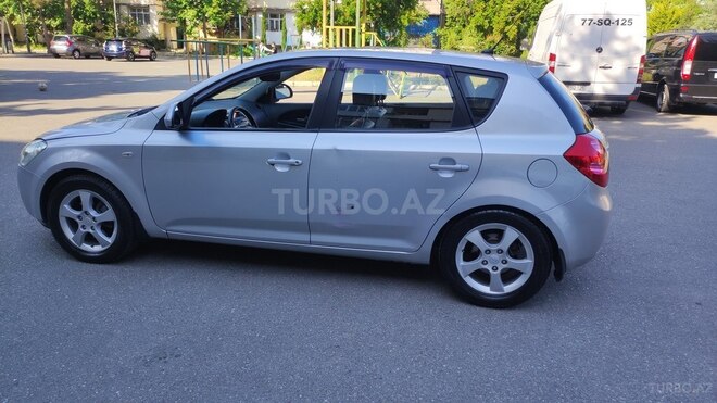 Kia Ceed-6
