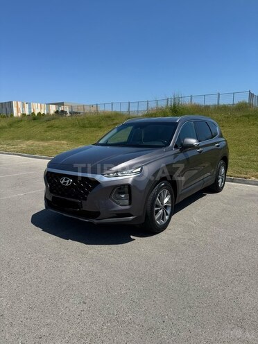 Hyundai Santa Fe-1