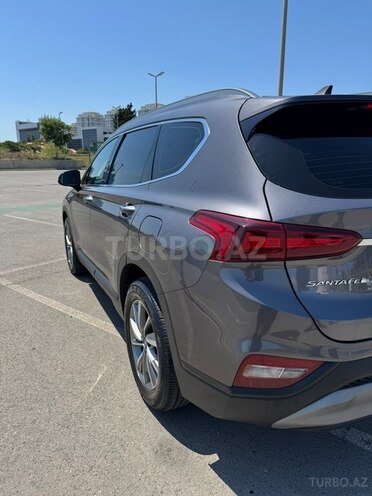 Hyundai Santa Fe-6