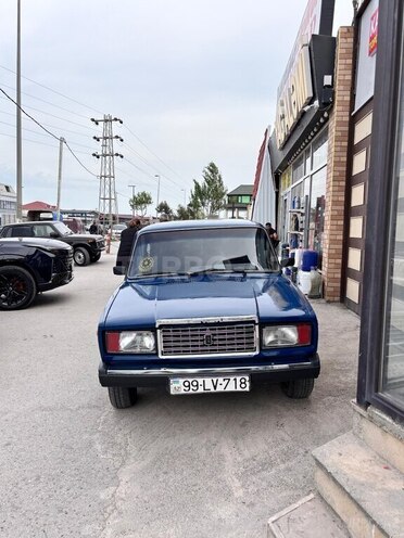 LADA (VAZ) 2107-1