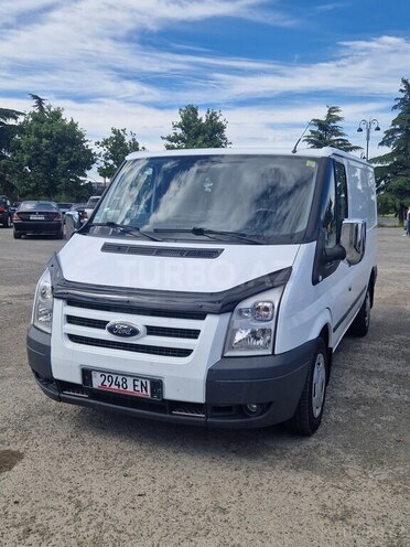 Ford Transit-1