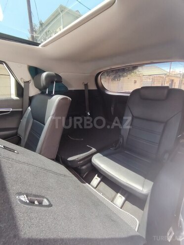 Kia Sorento-9