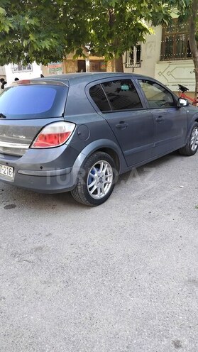Opel Astra-2