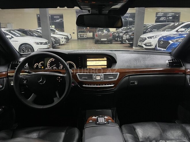 Mercedes S 350-11
