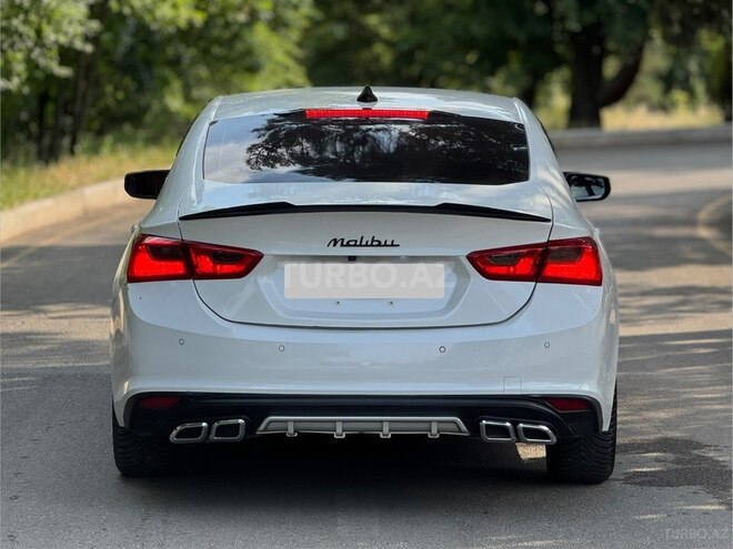 Chevrolet Malibu-6