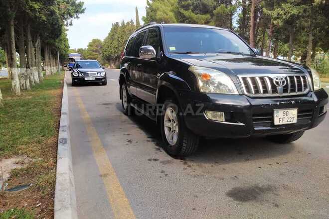 Toyota Land Cruiser Prado-4