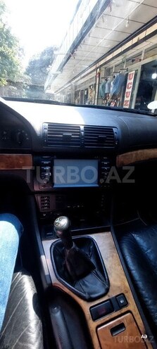 BMW 523-9