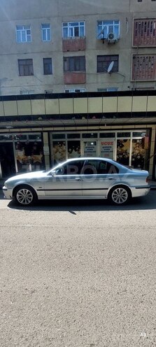 BMW 523-7