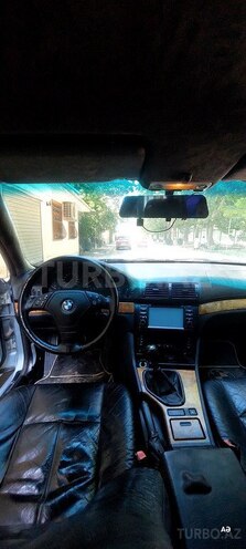 BMW 523-10