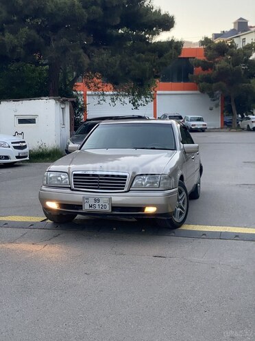Mercedes C 230-16