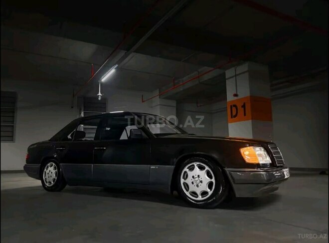 Mercedes E 200-8