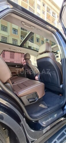 Kia Sorento-13
