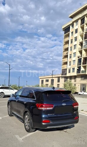 Kia Sorento-11