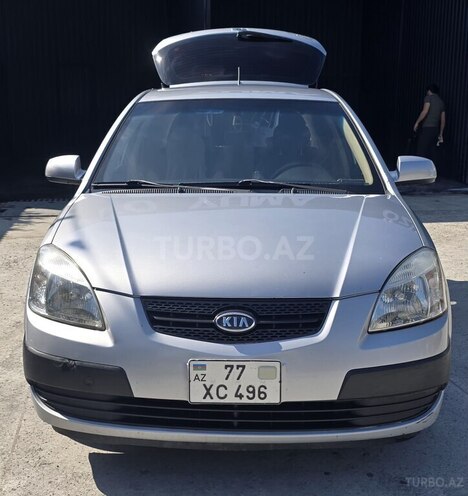 Kia Rio-1
