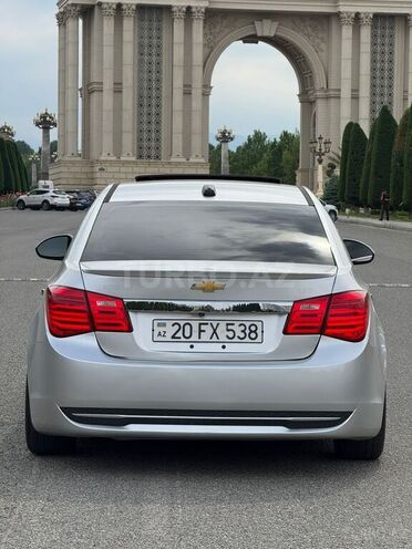 Chevrolet Cruze-9