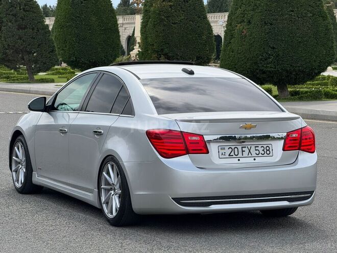 Chevrolet Cruze-4