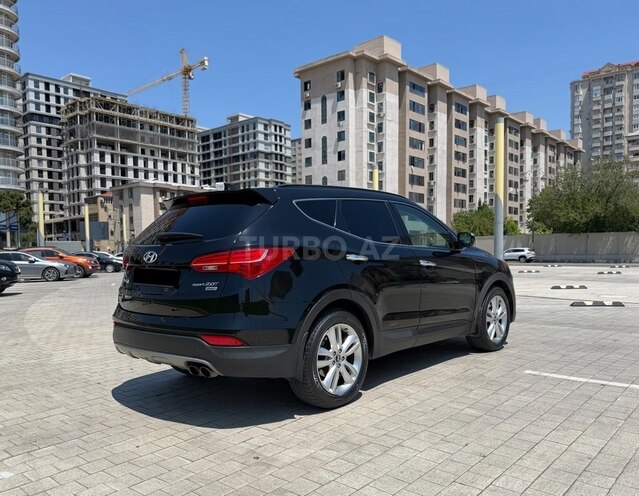 Hyundai Santa Fe-5