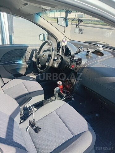 Chevrolet Aveo-3