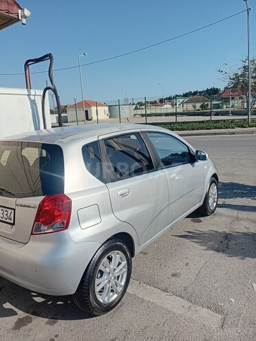 Chevrolet Aveo-6