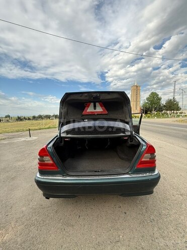 Mercedes C 180-8