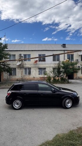 Opel Astra-2