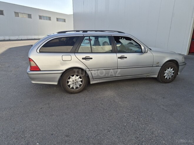 Mercedes C 200-3