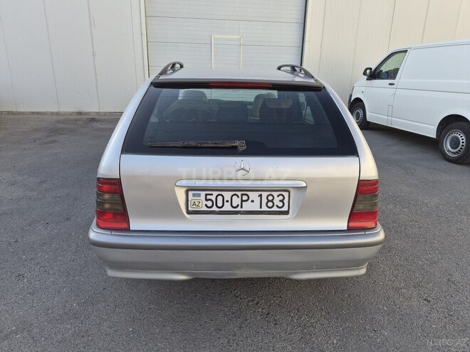 Mercedes C 200-4
