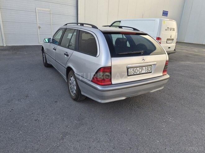Mercedes C 200-7