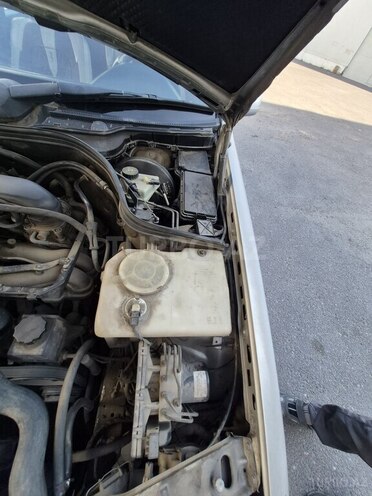 Mercedes C 200-8