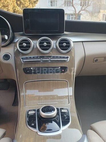 Mercedes C 220 d-10