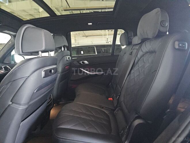 BMW X7-14
