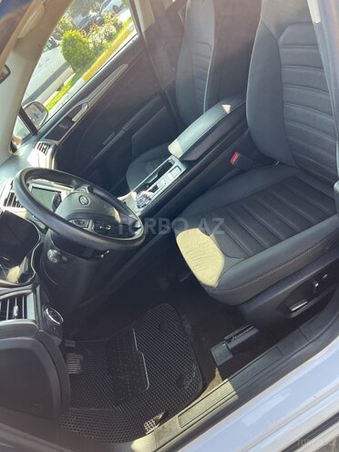 Ford Fusion (North America)-14