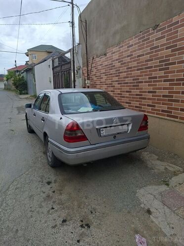 Mercedes C 180-2