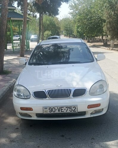 Daewoo Leganza-1
