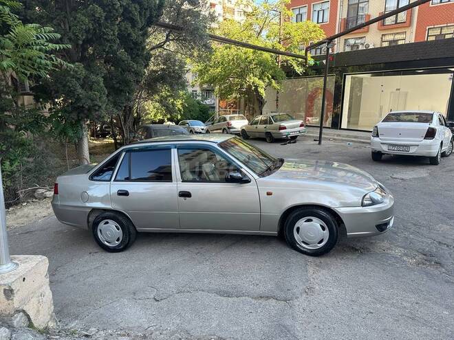 Daewoo Nexia-4