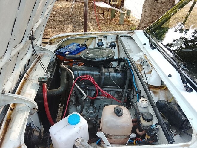 LADA (VAZ) 2106-4