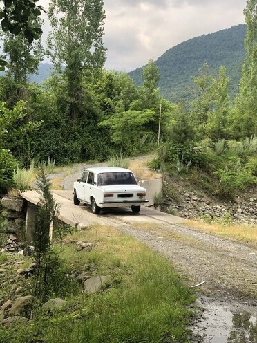 LADA (VAZ) 21011-4