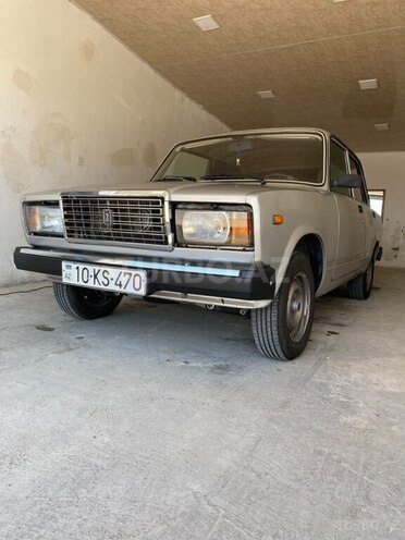 LADA (VAZ) 2107-1