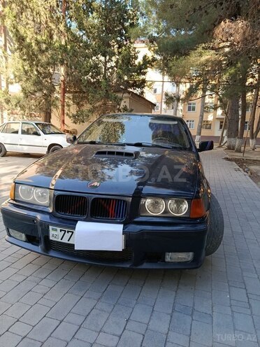 BMW 520-3