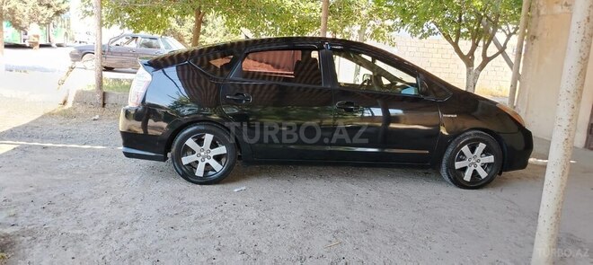 Toyota Prius-7