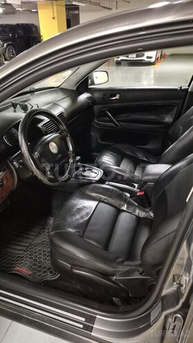 Volkswagen Passat-7