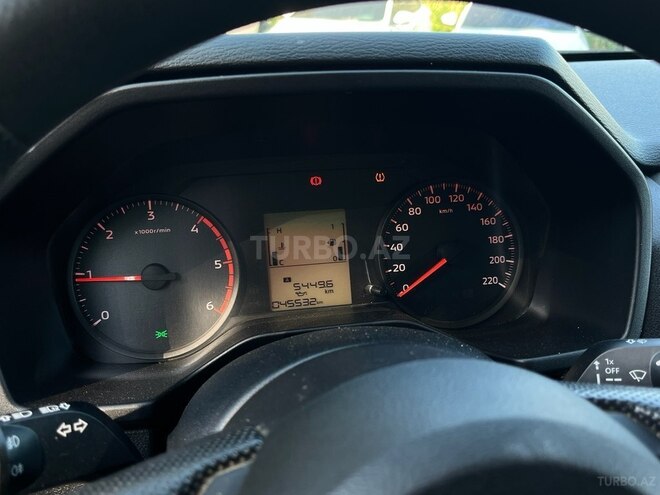 Mitsubishi L200-5