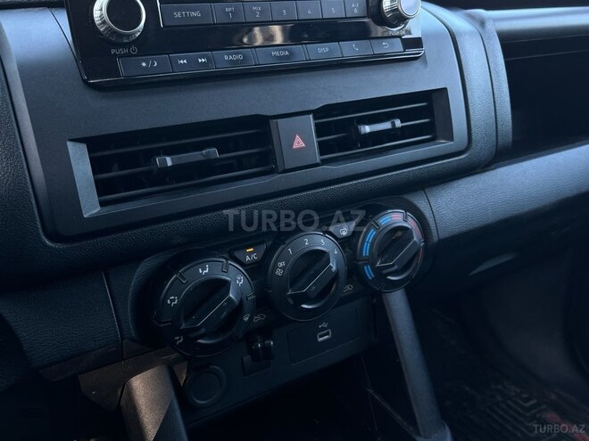 Mitsubishi L200-7