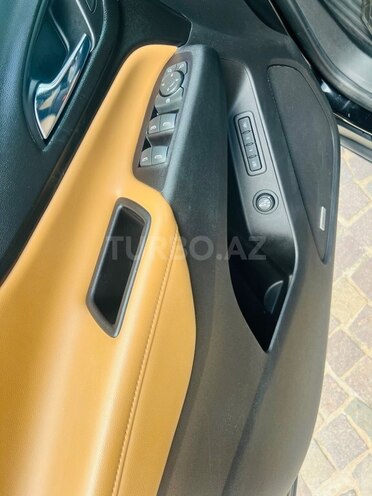 Chevrolet Equinox-15